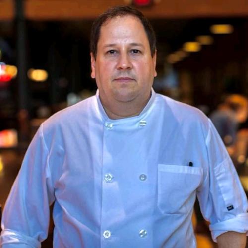 Iván, toda una historia de vida como Chef de Cocina. Foto: Cortesía del entrevistado