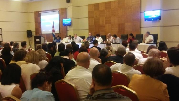 Juan Carlos García llamó a que las entidades de apoyo faciliten una mejor gestión de los servicios hoteleros. Foto: Norys