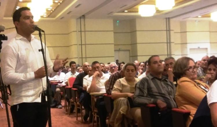 El director del hotel Royalton Hicacos habló de las experiencias de esa instalación en la venta de opcionales y en la calidad. Foto: Norys