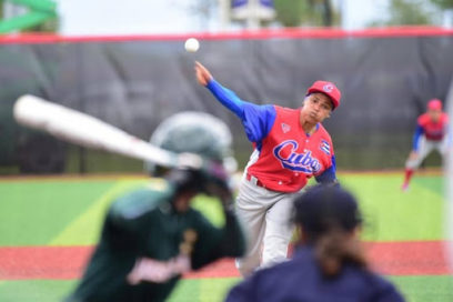 Béisbol femenino celebra Copa 23 de Febrero