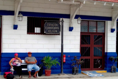 Felicitan a trabajadores de la terminal de trenes de Holguín