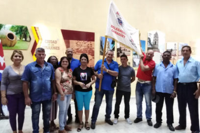 Abanderan delegación camagüeyana a Conferencia de Energía y Minas