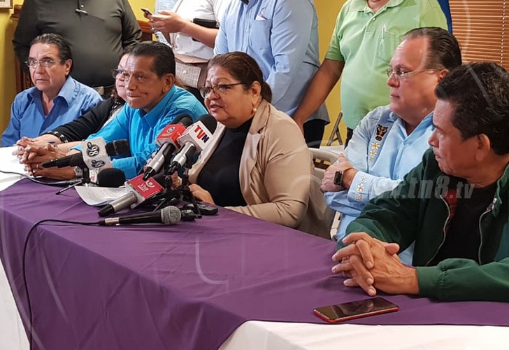 La información fue brindada por la ministra de Trabajo de Nicaragua, Alba Luz Torres (al centro). Foto: Tomada de Tn8tv