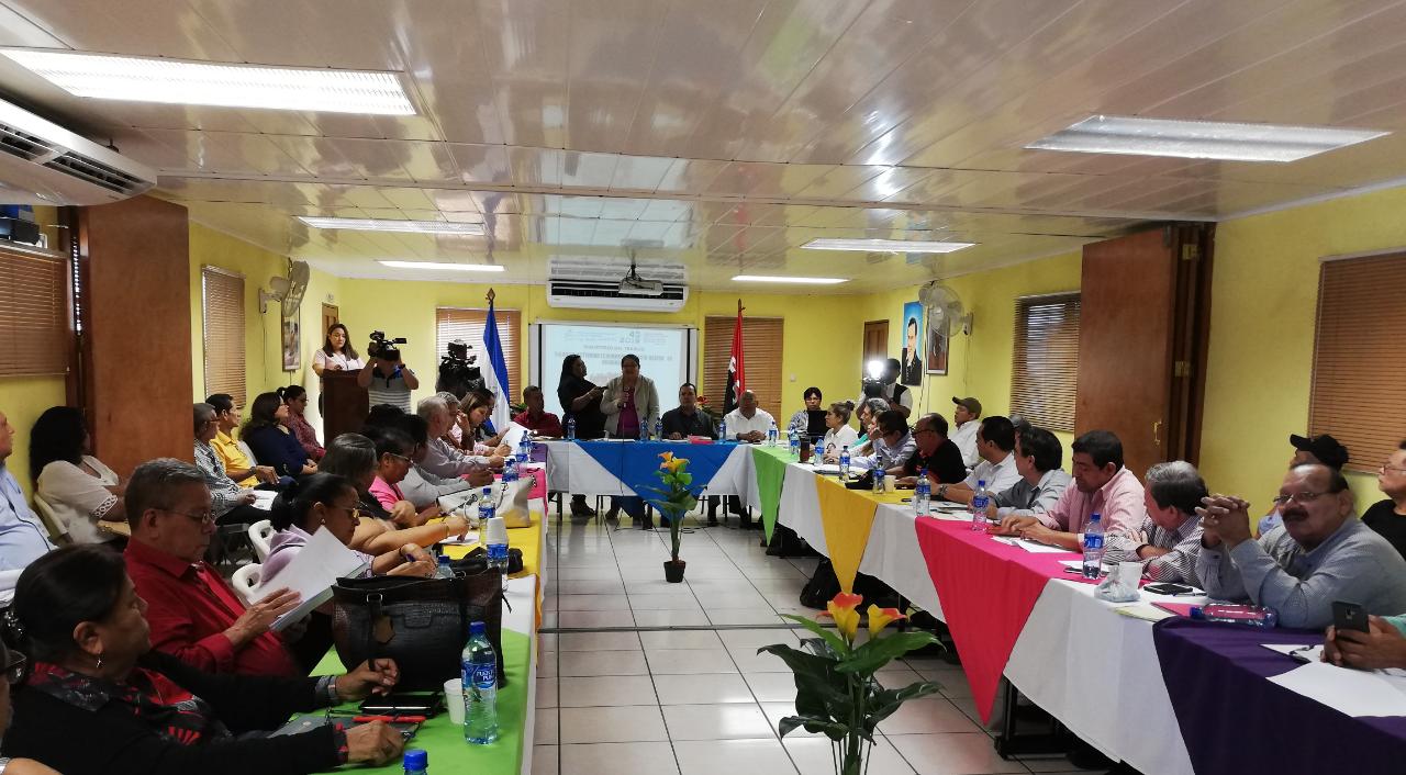 El acuerdo fue adoptado unánimemente por la Comisión Nacional del Salario Mínimo, integrada por representantes de los trabajadores, de las empresas y del Gobierno nacional. Foto: Tomada de Voztv