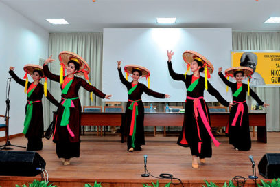 Tierra de heroísmos y tradiciones (+ Fotos) (Separata de la Feria del Libro)