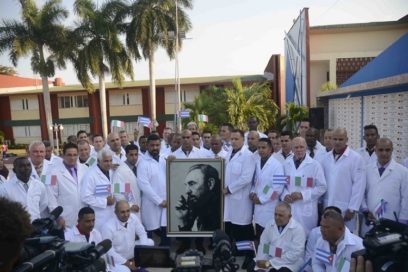 Brigada médica cubana rumbo a Italia para combatir la COVID-19