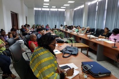 Evitar que trabajadores enfermen y mantener el flujo productivo