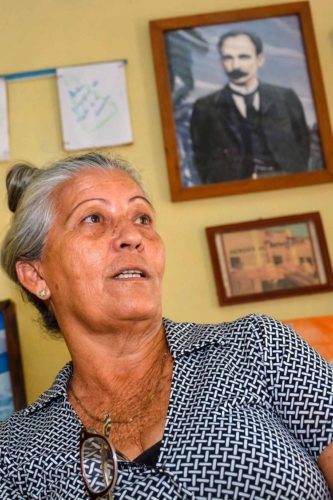 Vocación y amor es la receta de Oilda Cardeso, una mujer que desde Holguín prestigia a la educación cubana. Foto: Juan Pablo Carreras