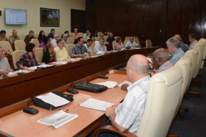 Díaz-Canel: Lo que evitará el contagio es el trabajo coherente (+ Video)