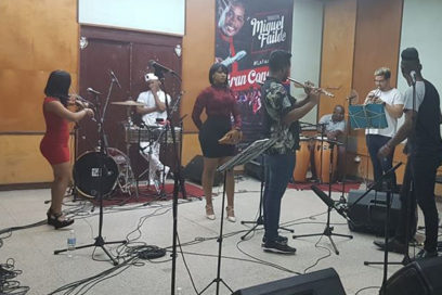 Un danzón a la esperanza