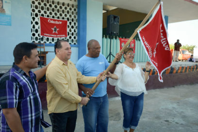 Colectivos camagüeyanos reciben condición Vanguardia Nacional