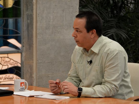 Doctor José Angel Portal Miranda, Ministro de Salud Pública. Foto: Tomada de la Presidencia