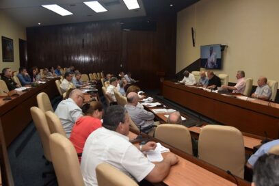 Exige Díaz-Canel responsabilidad a todos los cubanos en el enfrentamiento a la Covid-19