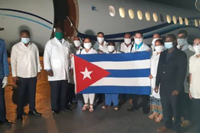 En Togo brigada médica cubana que combatirá la COVID-19