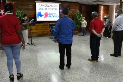 Cancelan sello postal por el Primero de Mayo (+Fotos y Video)