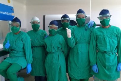 Rostros cubiertos, corazones al desnudo