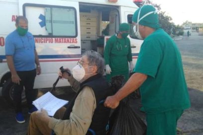 Médicos matanceros salvan de la COVID-19 a turista francés de 72 años (+ Fotos)