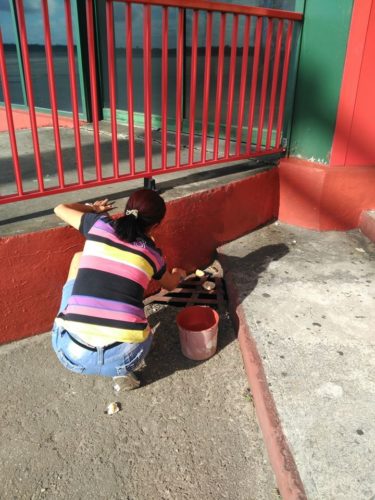 Se retocan áreas de la terminal para que mantenga su imagen y confort.