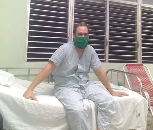 La cadena de la pandemia es larga, pero podemos entre todos romperla, declaró el médico-paciente Carlos Álvarez, de Ciego de Ávila. Fotos: Cortesía del doctor