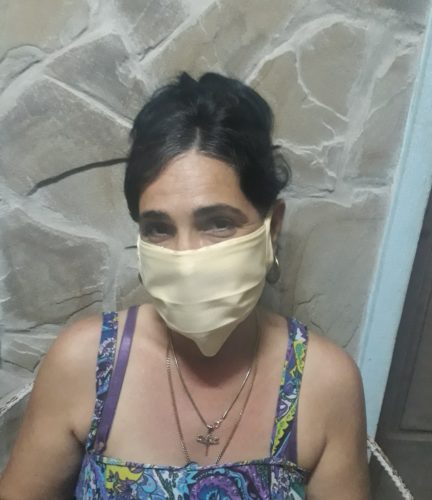 Silvia Vázquez, la madre del joven, narra que la tranquilidad llegó al hogar tras conocer el resultado negativo del test. Foto: Yuleiky Obregón Macías