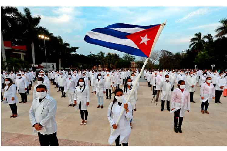 El grupo de 216 profesionales de la salud está integrado por médicos de familia, epidemiólogos, bioestadistas, ingenieros en tecnología de la salud y expertos en biotecnología, entre otros. Foto: Tomada de PL