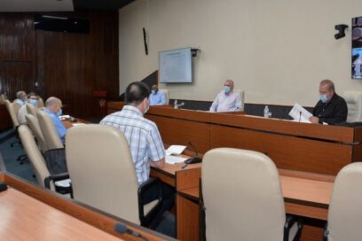 Díaz-Canel: Nuestro personal de Salud tiene que protegerse