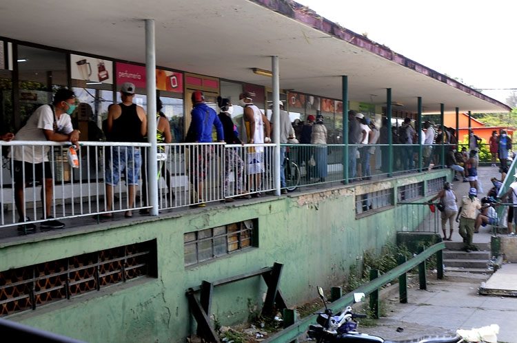 Es necesaria La Policía Nacional Revolucionaria en la periferia de la ciudad. Foto: José Raúl Rodríguez Robleda