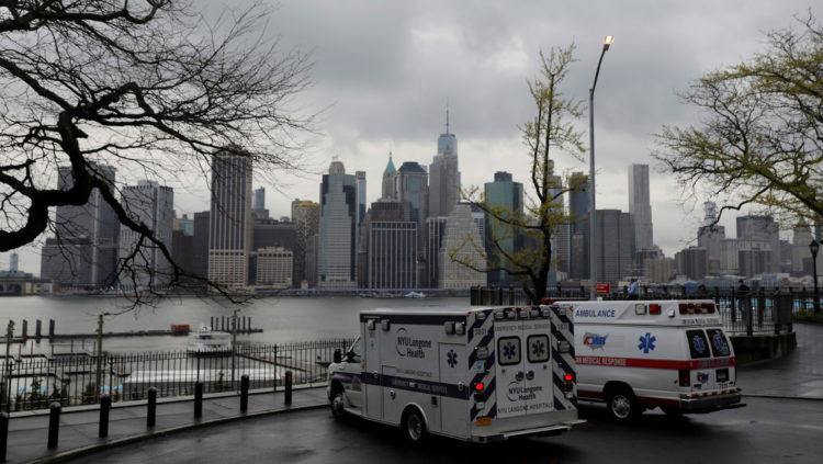 La cifra de fallecidos a causa del covid-19 ha ascendido a 52.042. (Andrew Kelly / Reuters)