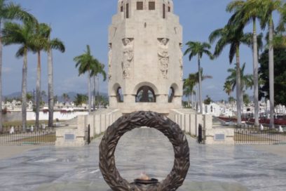 Tributo a Martí a 125 años de su muerte