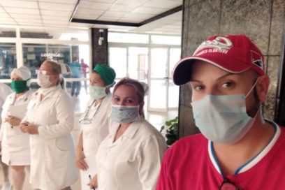 Canto al Primero de Mayo desde la zona roja (+ Fotos y video)