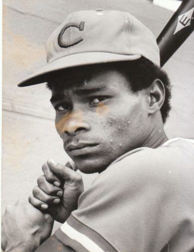 Ermidelio Urrutia en su época de jugador con la selección nacional. Foto: Ángel Lazo