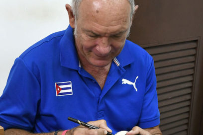 Unas zapatillas firmadas con el corazón (+Fotos y Videos)