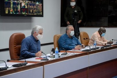 Díaz-Canel: “Tenemos la obra de la Revolución delante y hay que defenderla con pasión”