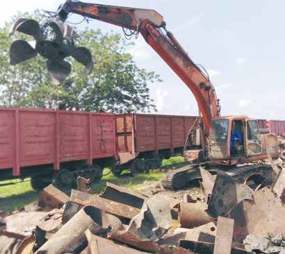 Cuando el fondo metálico tiende a la disminución, la insuficiente disponibilidad de góndolas ferroviarias demora la transportación de chatarra hacia las acerías del país desde la entidad avileña recuperadora de desechos. Foto: José Luis Martínez Alejo