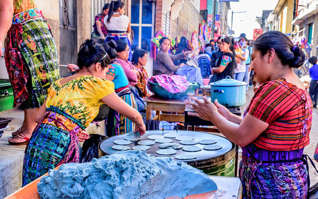 Existen pequeños Estados insulares en desarrollo donde el turismo representa más del 50 % del PIB; ellos sufrirían el mayor impacto si las llegadas de turistas se reducen entre el 58 y el 78 % este año, como calcula la OMT que pudiera ocurrir. Foto: Tomada de OMT