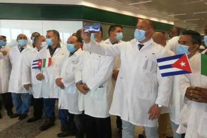 Regresa a Cuba brigada médica que colaboró en Turín, Italia
