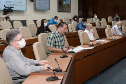 No confiarnos ante la COVID-19 continúa siendo un desafío