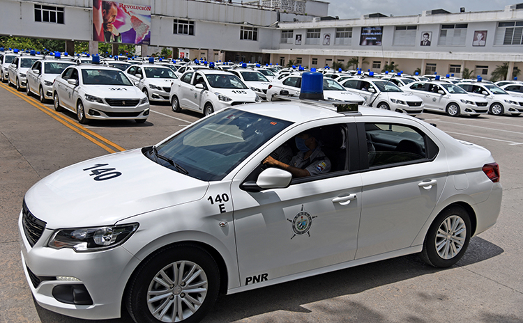Policía cubana: por y junto al pueblo (Especial) • Trabajadores