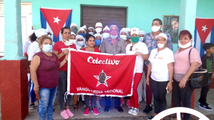 El poblado de Mir, en el municipio de Calixto García, es el principal beneficiario de la calidad y compromiso con que trabaja el colectivo del combinado El Sabor. Foto: Lianne Fonseca