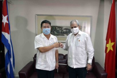 Cuba y Vietnam fortalecen colaboración  frente a la Covid-19 (+ Fotos)