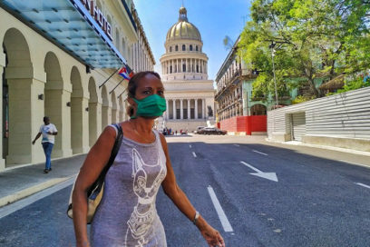 Con Filo: Gente desfasada