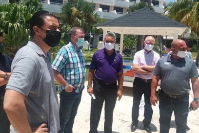 Ministro de Turismo recorre instalaciones de Varadero