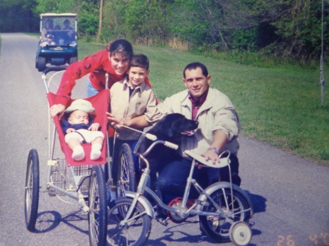 Con su esposa Nersy pudo sobrellevar los duros días de su estancia en los Estados Unidos. Foto: Cortesía de la familia.