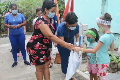 Arte: el mejor saludo para los galenos (+Fotos)