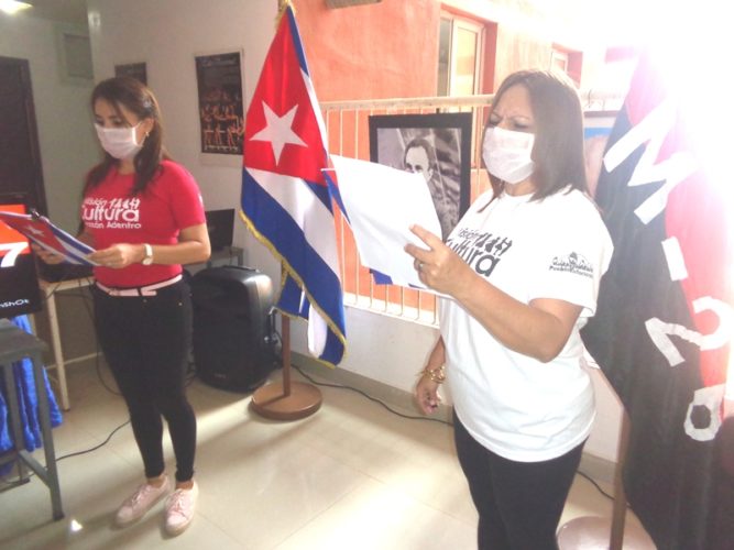 Misioneros demostraron su talento con declamaciones que simbolizan el espíritu de victoria de los cubanos y su apego a la Revolución. Foto: Jorge Pérez Cruz
