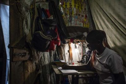 Poco saneamiento, violencia y abusos: niños en riesgo en la pandemia