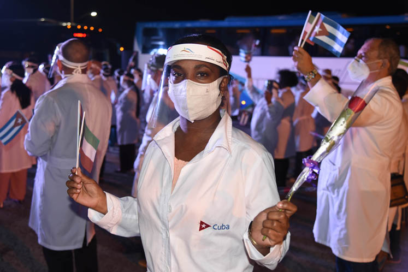 Reconocen labor de médicos internacionalistas en Kuwait