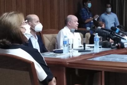 Cuba informatiza y simplifica trámites de comercio exterior