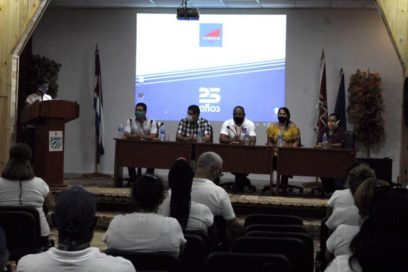 Rememoran aniversario 60 de la nacionalización de la industria petrolera (+ Fotos)