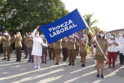 Hospital Militar de Holguín, una bandera y cien proezas de amor (+ Fotos)